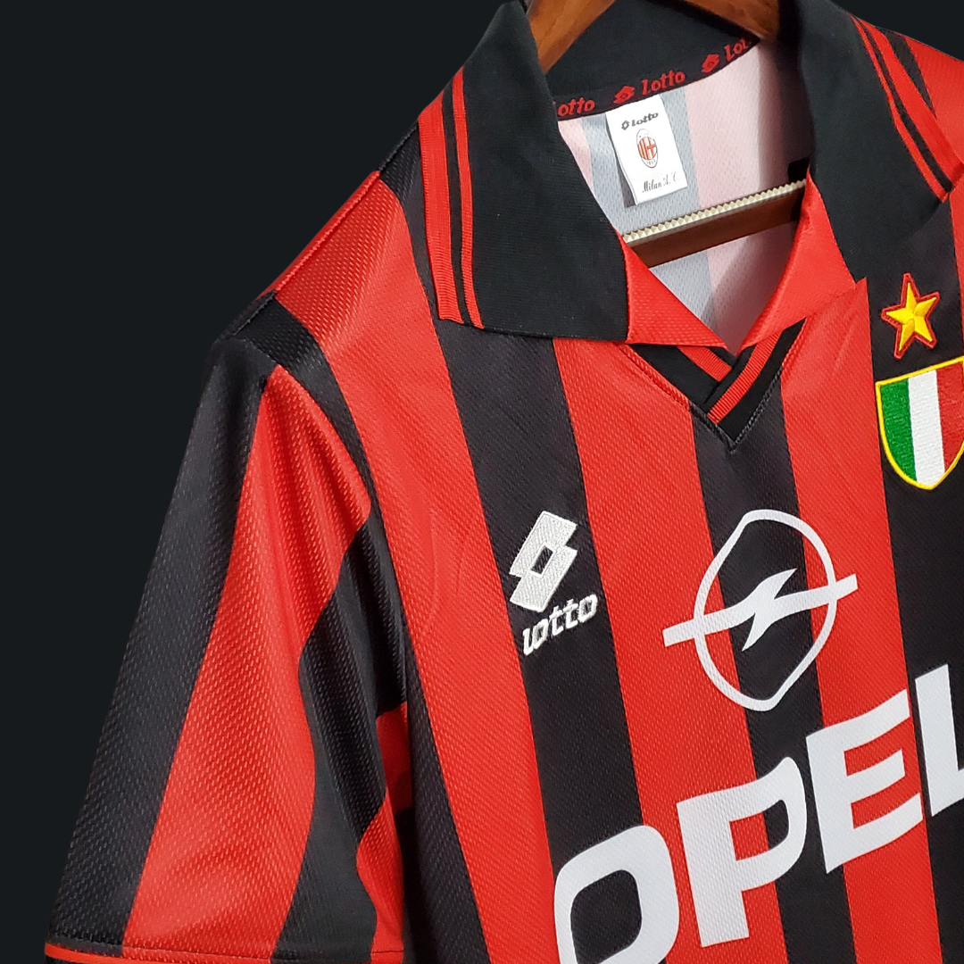 AC Milan 1996/97 Classic Retro Vintage Shirt- Maldini