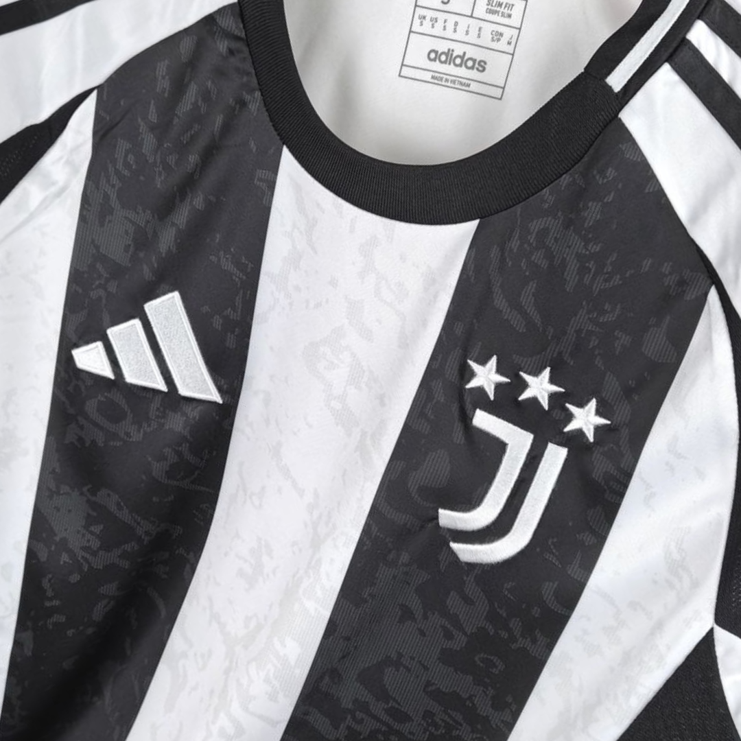 Juventus 24/25 Home Shirt