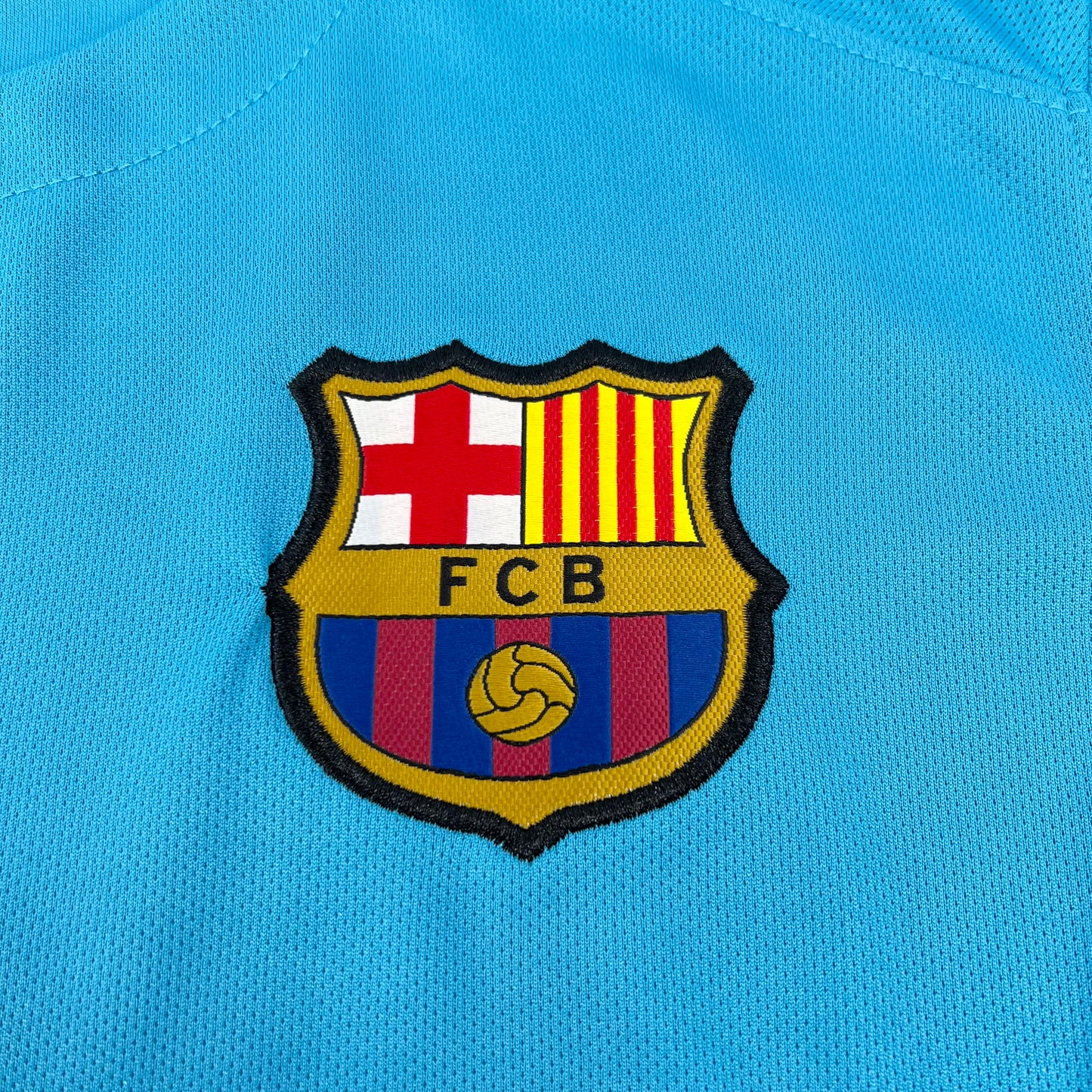 Barcelona 15/16 Retro Third Shirt Blue